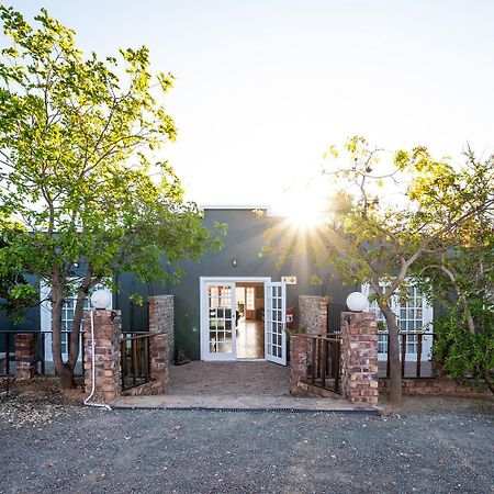 Bed and Breakfast Le Petit Karoo Ranch Oudtshoorn Esterno foto